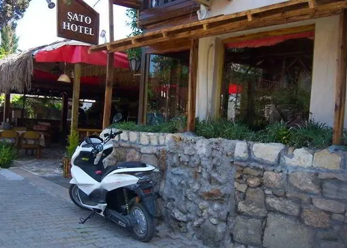 Ξενοδοχείο Sato 2*