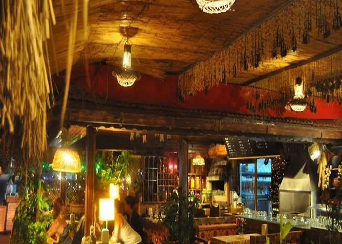 Ξενοδοχείο Sato 2*