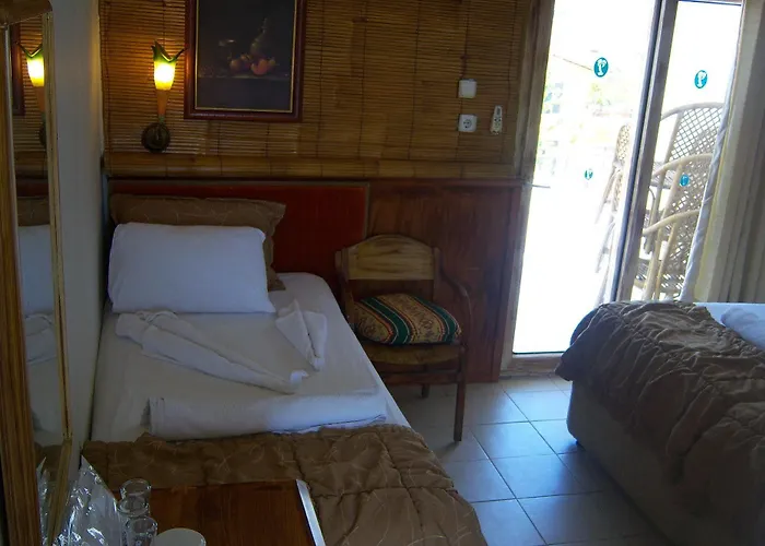 Sato Ξενοδοχείο 2*