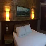 Sato Hotel Side